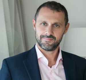 Dr. Konstantinos Drevelegkas